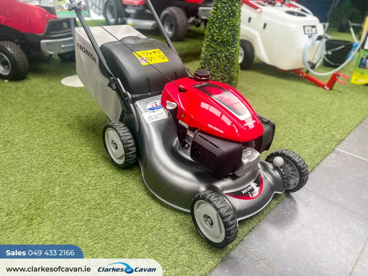 New Honda HRG466 PKE Push Lawnmower - Image 1