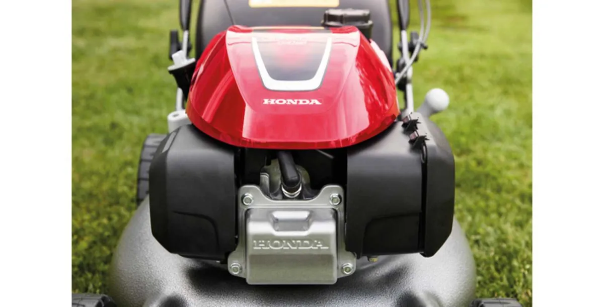 New Honda HRG466 PKE Push Lawnmower - Image 4