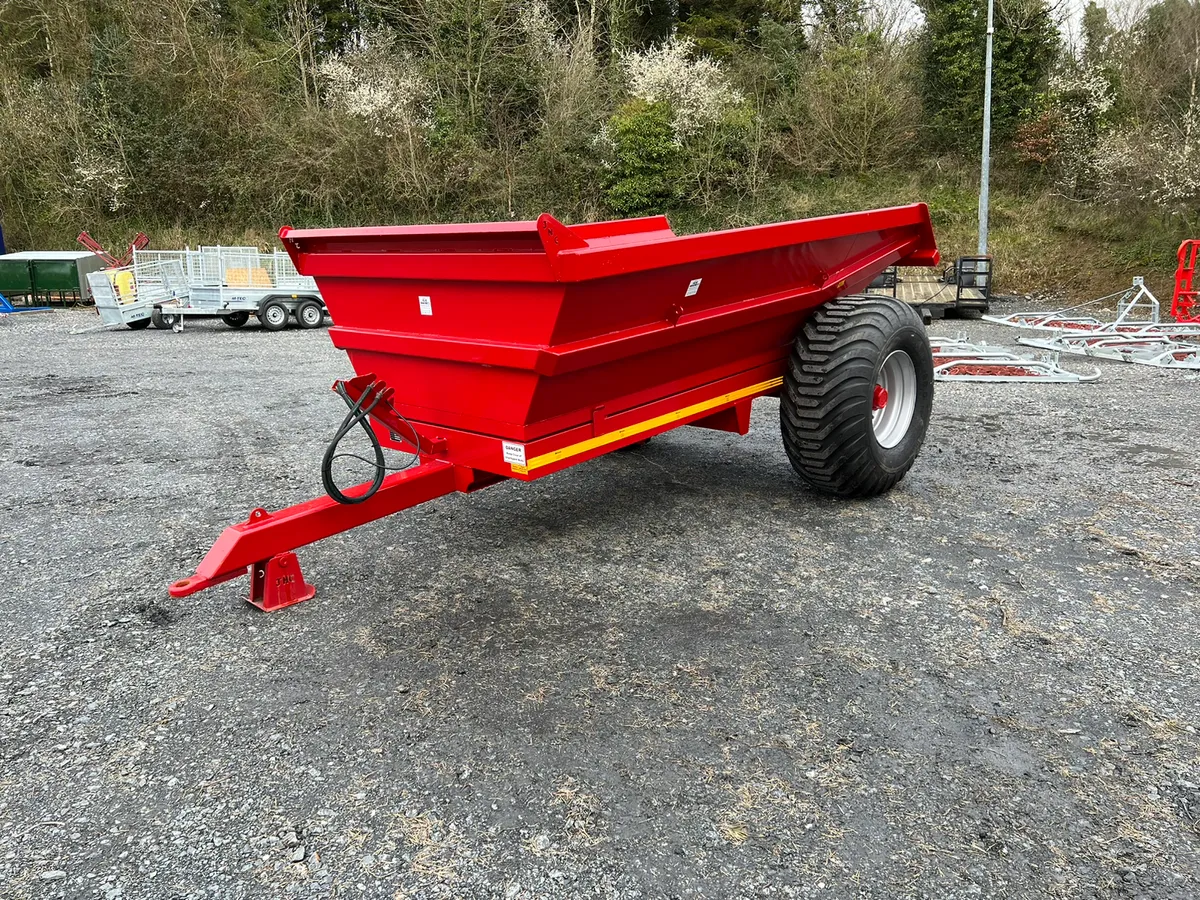 *** 8 Tonne Dump Trailer *** - Image 2