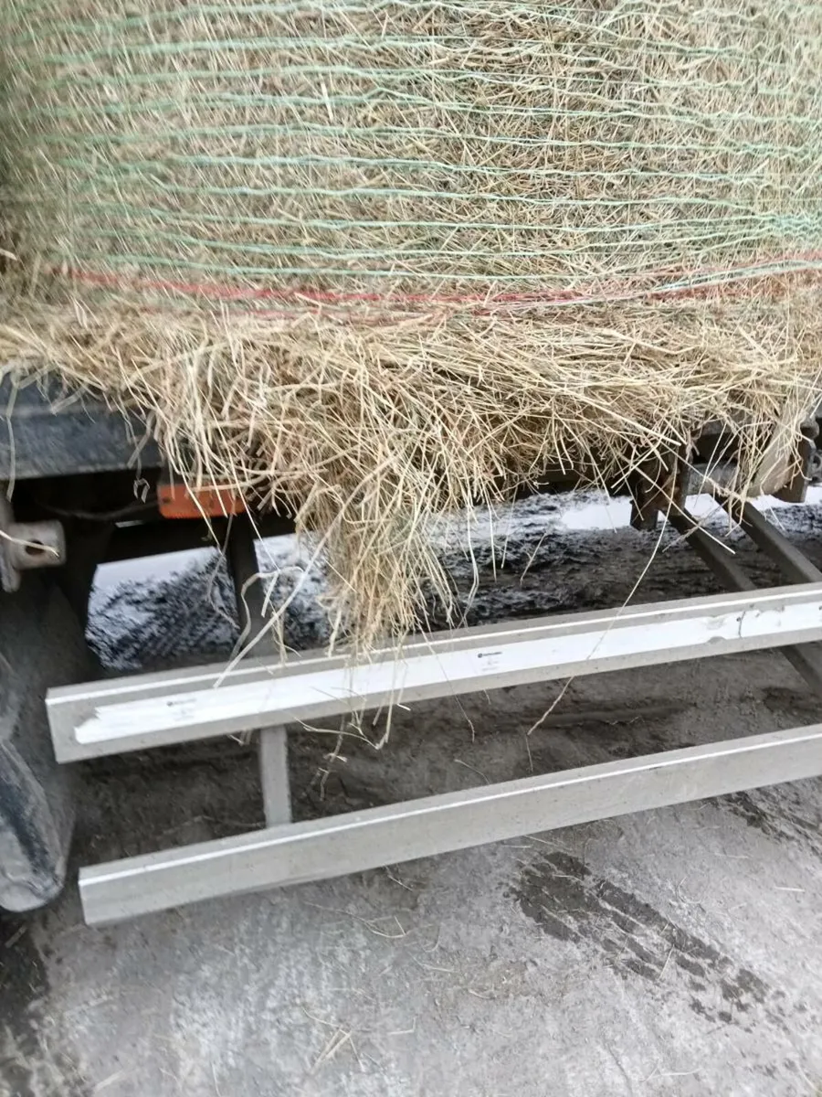 Hay  & straw delivered - Image 3