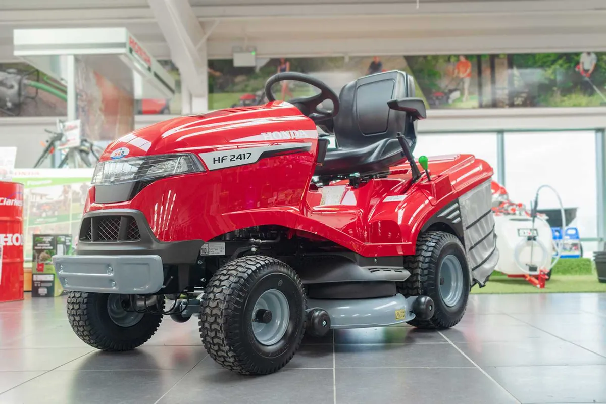 New Honda HF2417 HTE Ride-On Lawnmower - Image 1