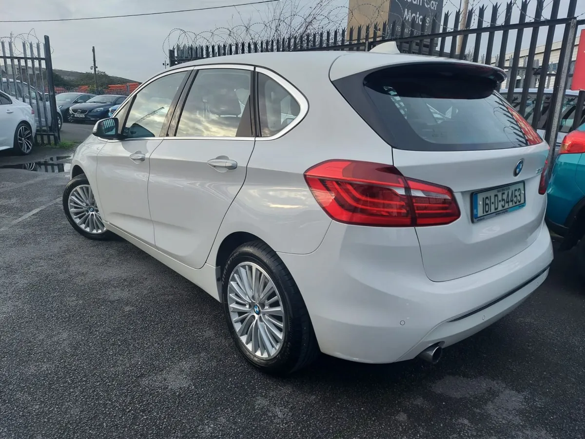 16 BMW 2-Series Diesel Automatic - Image 4