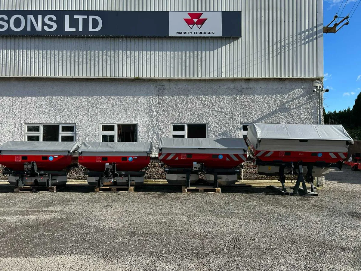 Kverneland Fertiliser Spreaders - Image 3