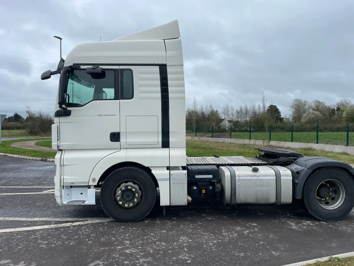 Man 4x2 Unit - Image 4
