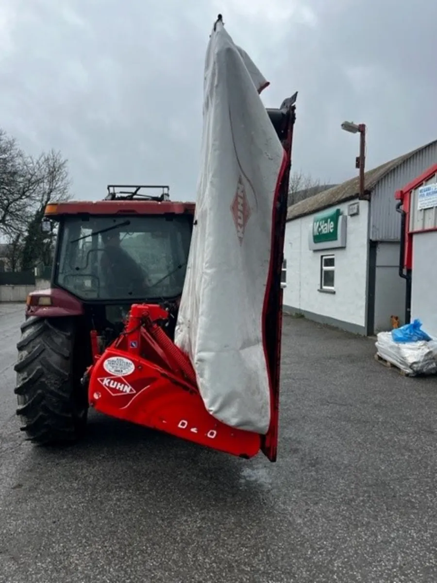 2017 Kuhn GMD 280 Disc Mower 9'2" 22494 P103 - Image 3