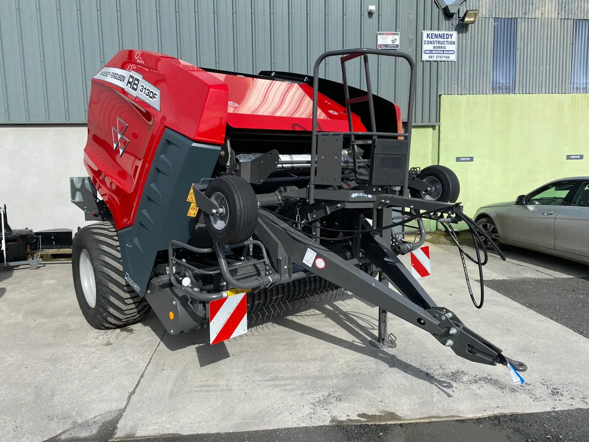 Massey Ferguson RB3130F balers - Image 2