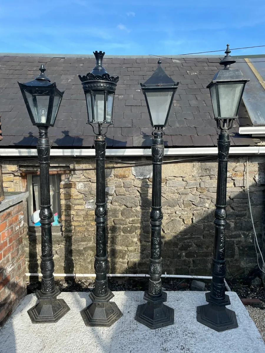 Cast iron garden lights 8ft tall - Image 3