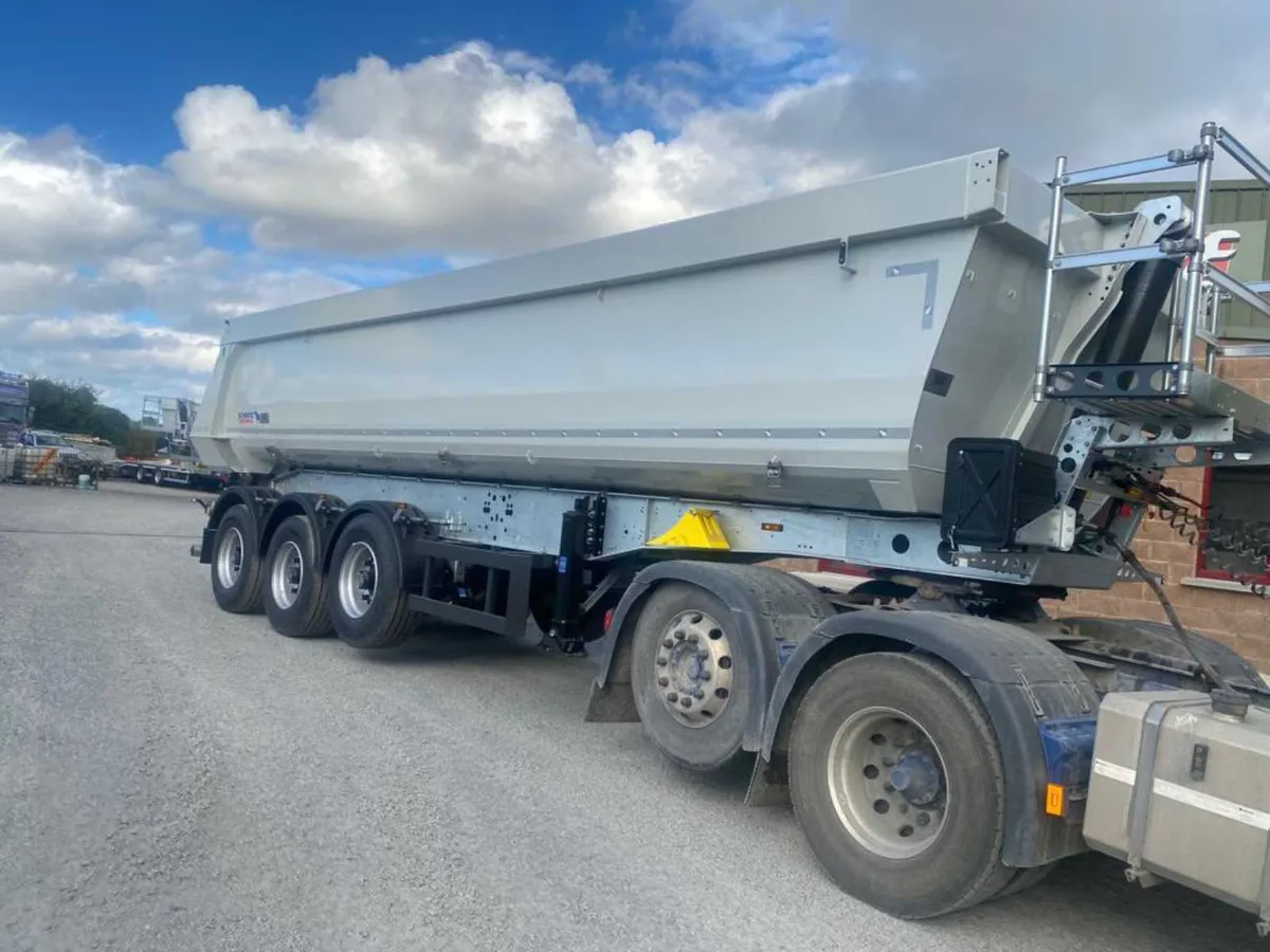 Schmitz  8.2 Indoor Tipper, In Stock - Image 2