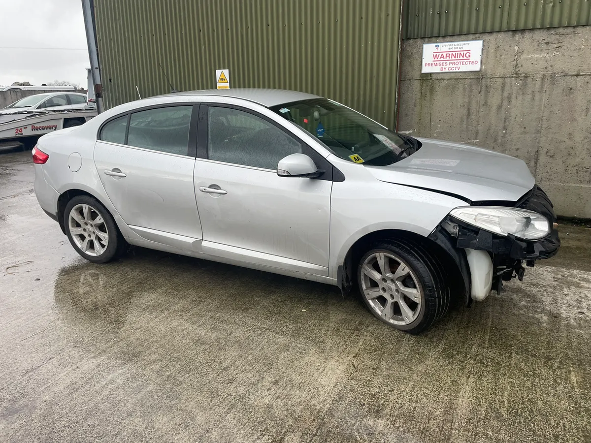 2011 Renault fluence 1.5 dci for dismantling