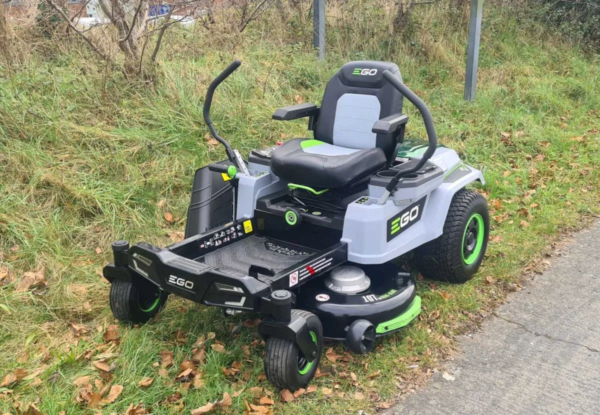 EGO Z6 Battery Powered Zero Turn Mower - Image 1