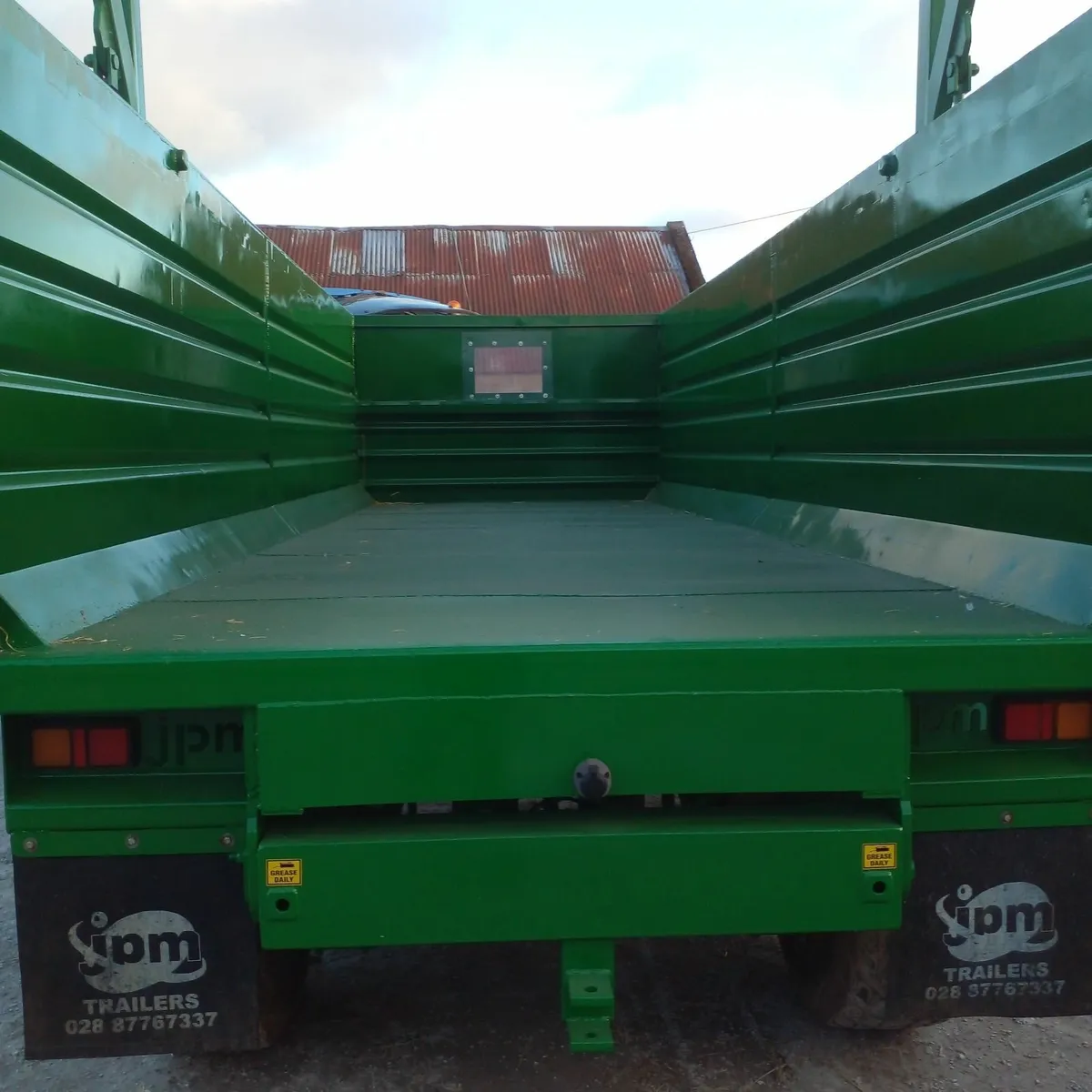 Trailer - Image 4
