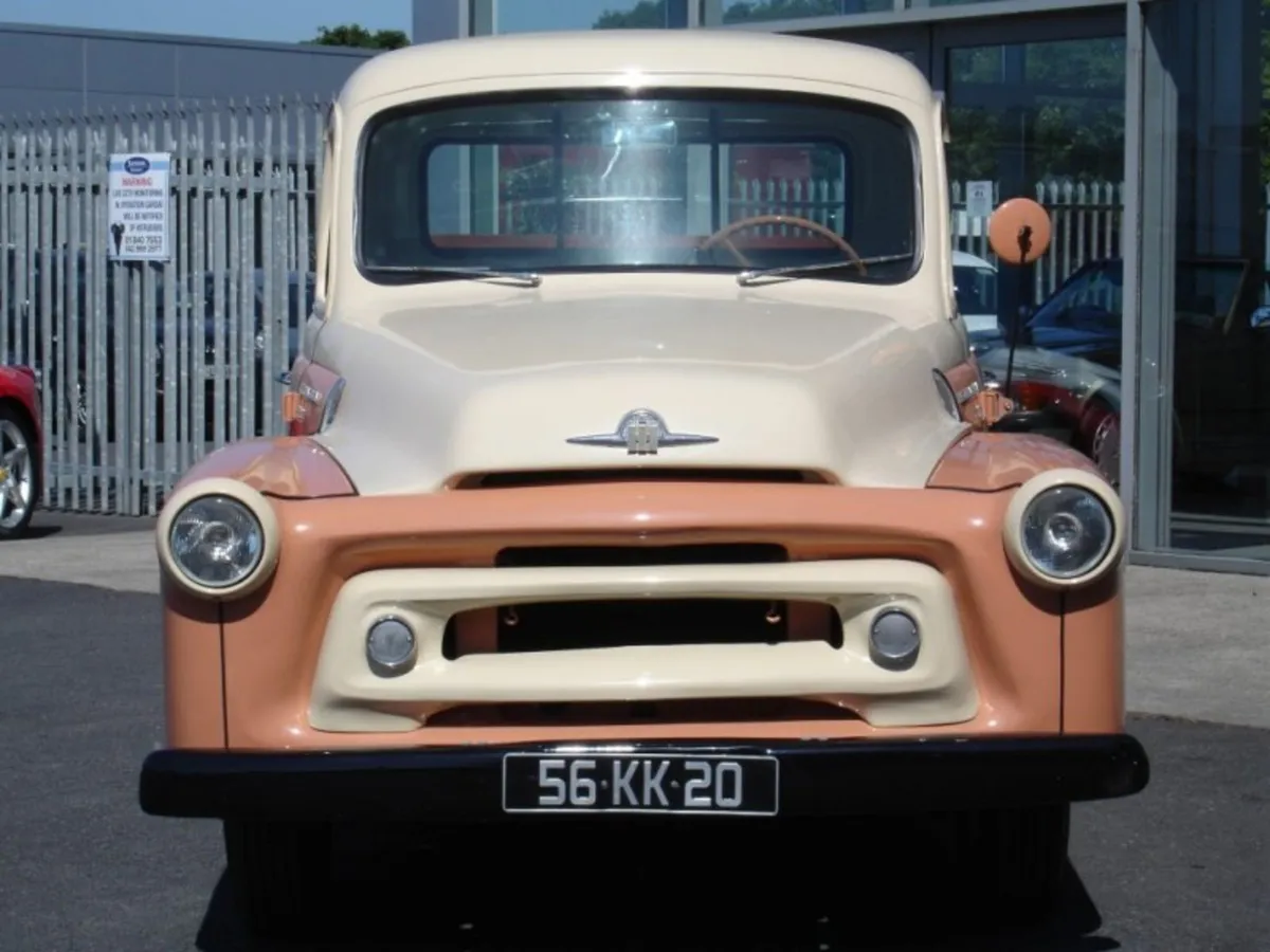 International Harvester S-100 Pick-Up Truck - Image 4