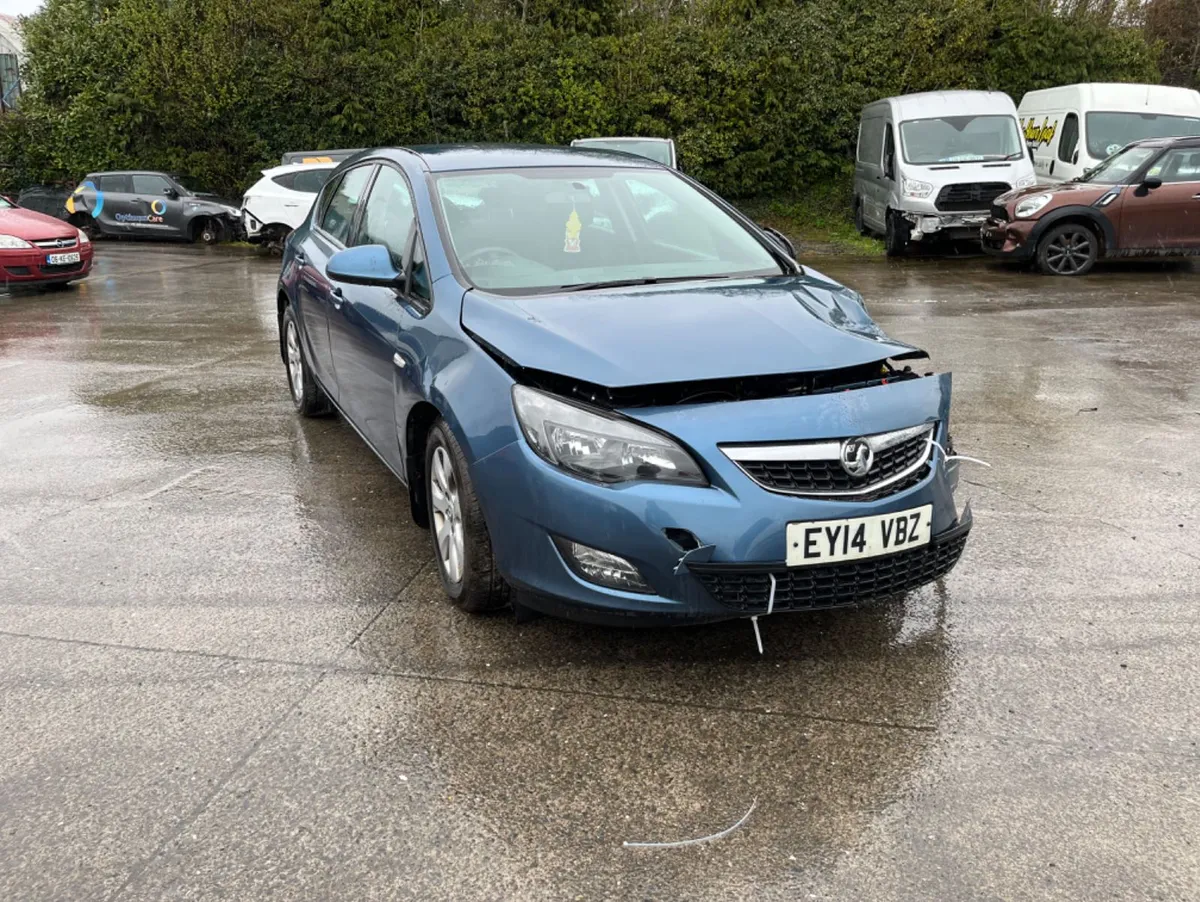 2014 Vauxhall Astra 1.7 CDTI - Image 2