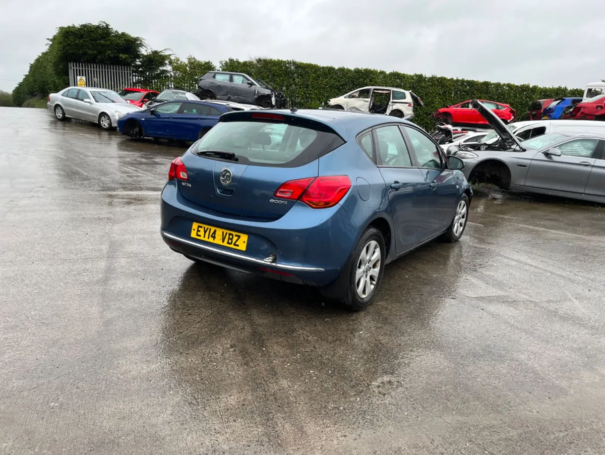 2014 Vauxhall Astra 1.7 CDTI - Image 4