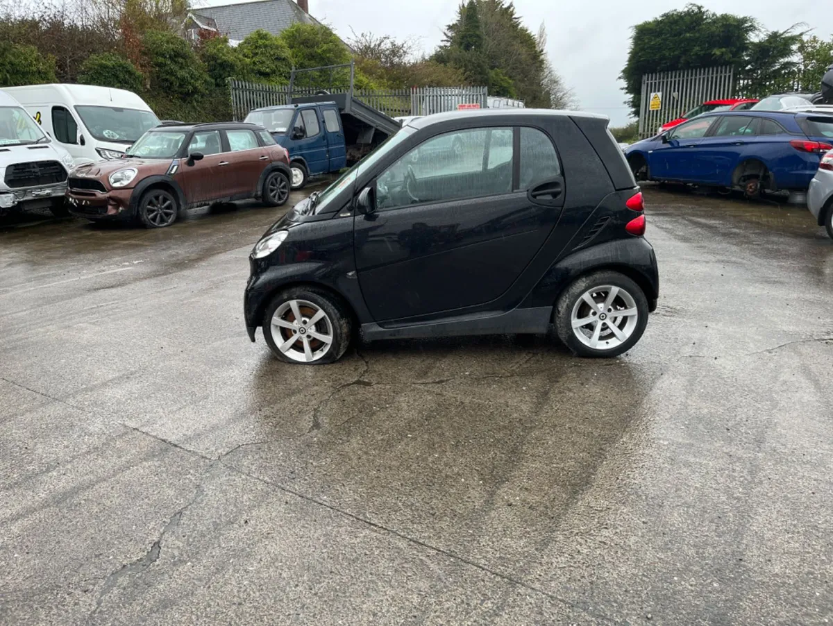 2010 Smart Fortwo 0.8 CDI Auto - Image 2