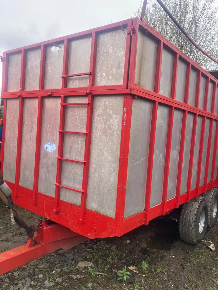 Johnston 13x7 silage/cattle trailer