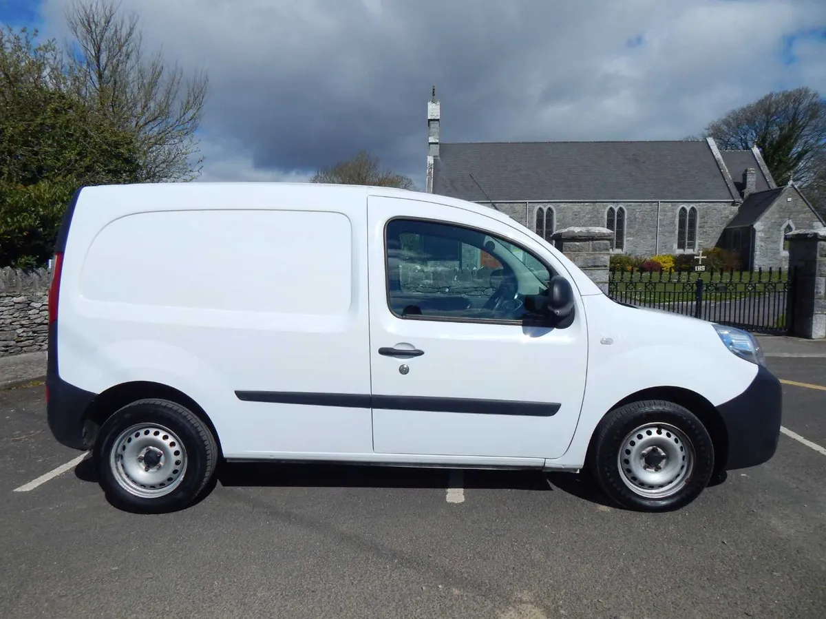 2018 Renault Kangoo CVRT 10/24 vat inv 1 owner - Image 2