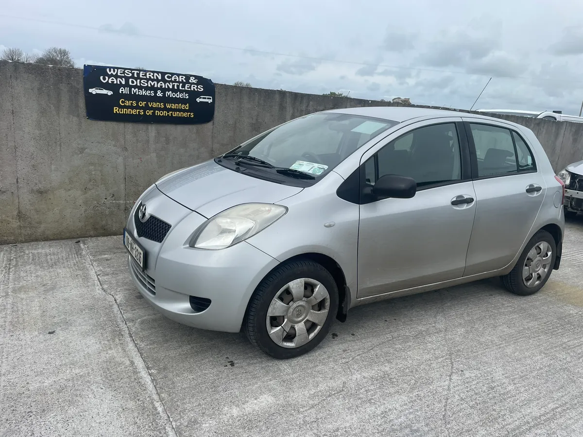 2008 Toyota Yaris 1.0 Vvti for dismantling