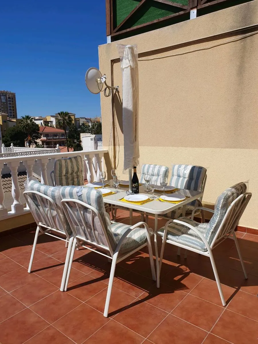 2 bed 2 bath duplex. Torrevieja. Wifi. Bicycles. - Image 1