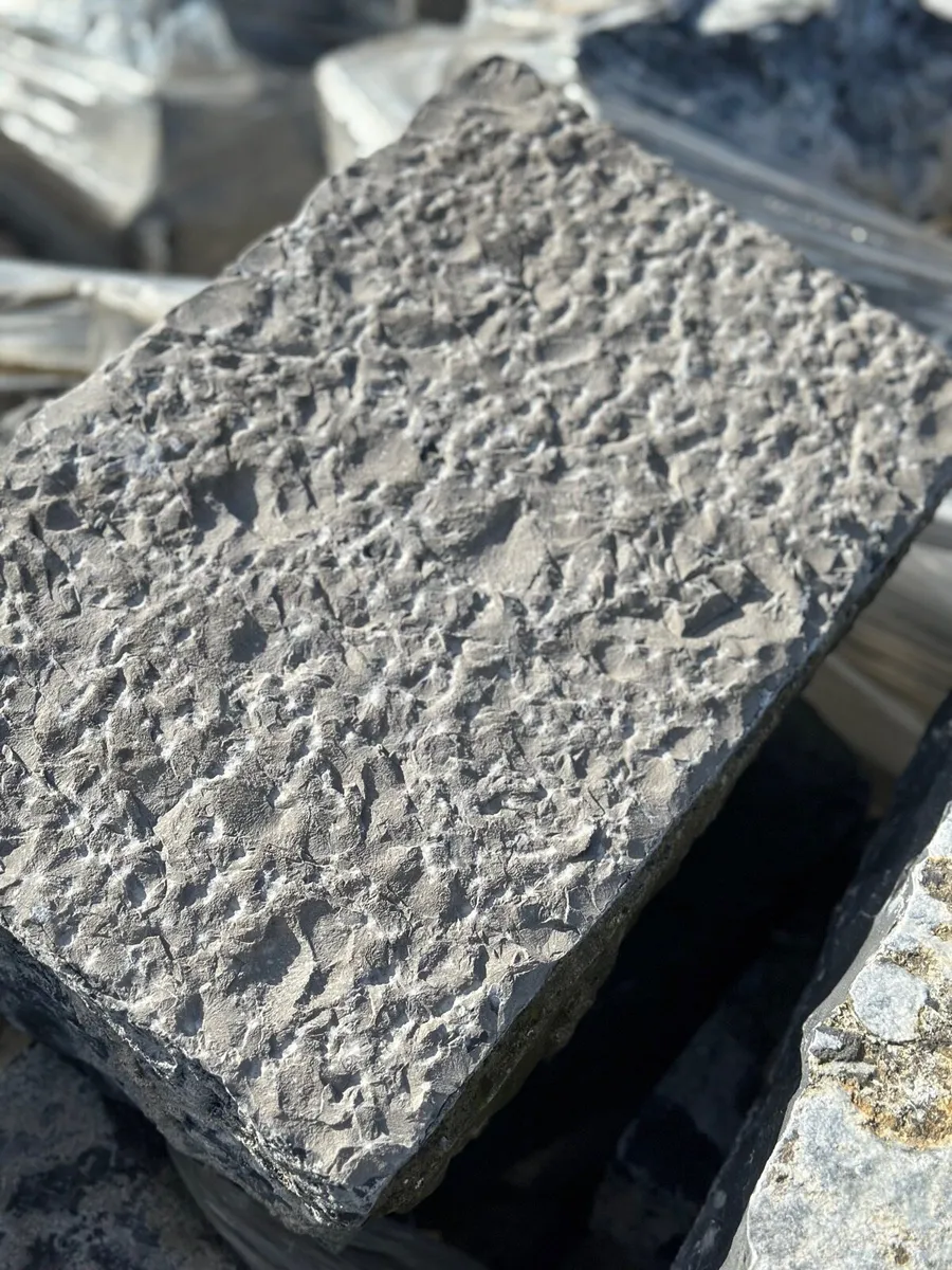 Corner Quoin Stones Reclaimed - Image 1