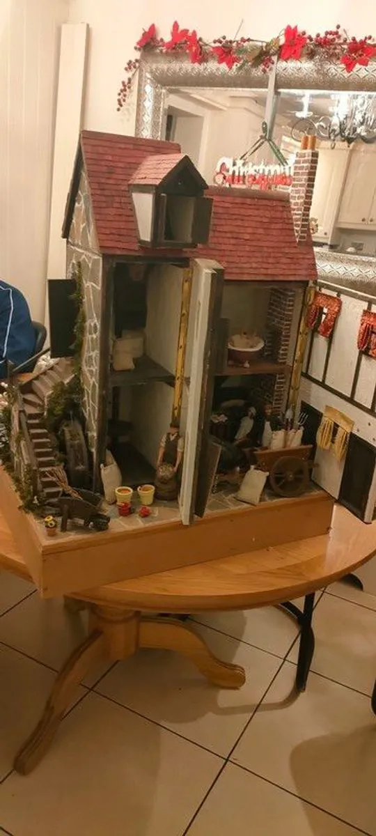Dolls house .Flour mill cottage . Collecters Item