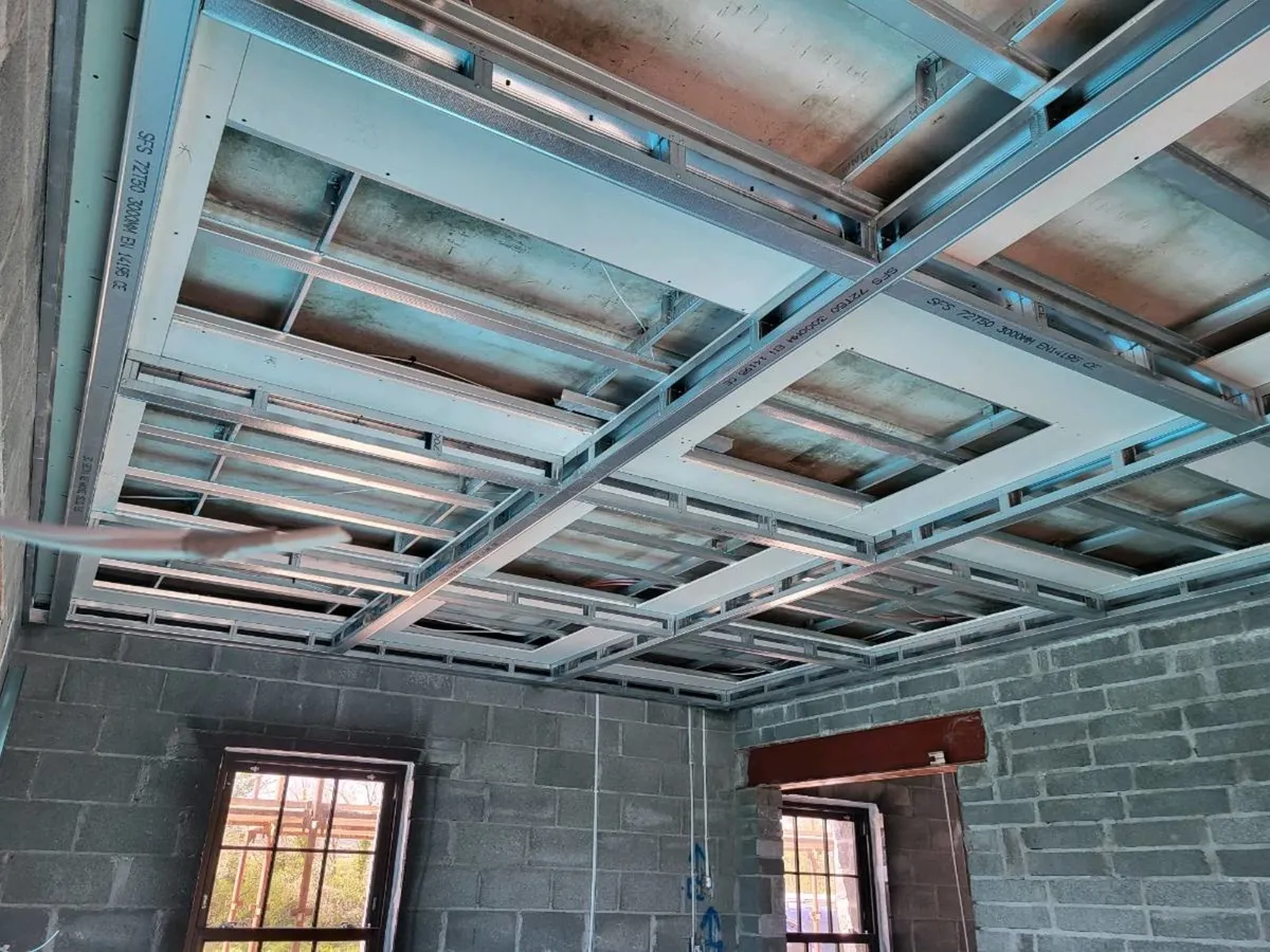 Metal,ceilings,suspended ceilings,drylining - Image 1