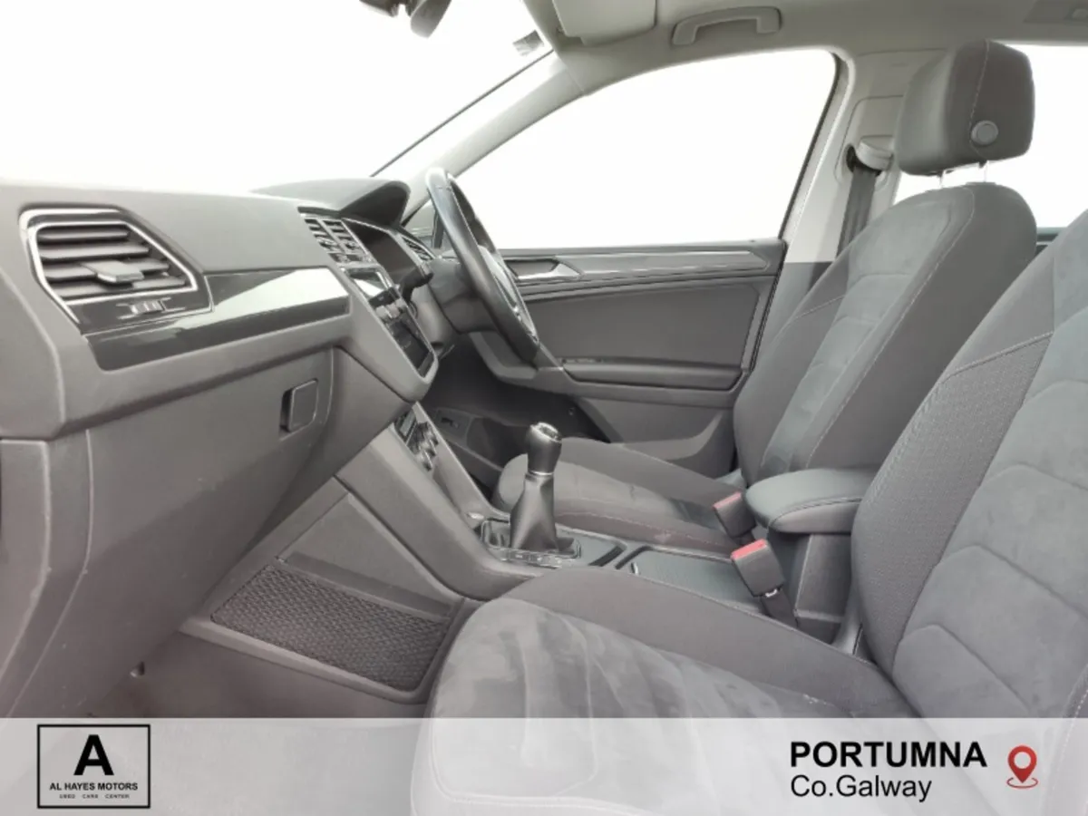 Volkswagen Tiguan Highline 2.0tdi 6speed 150BHP N - Image 4