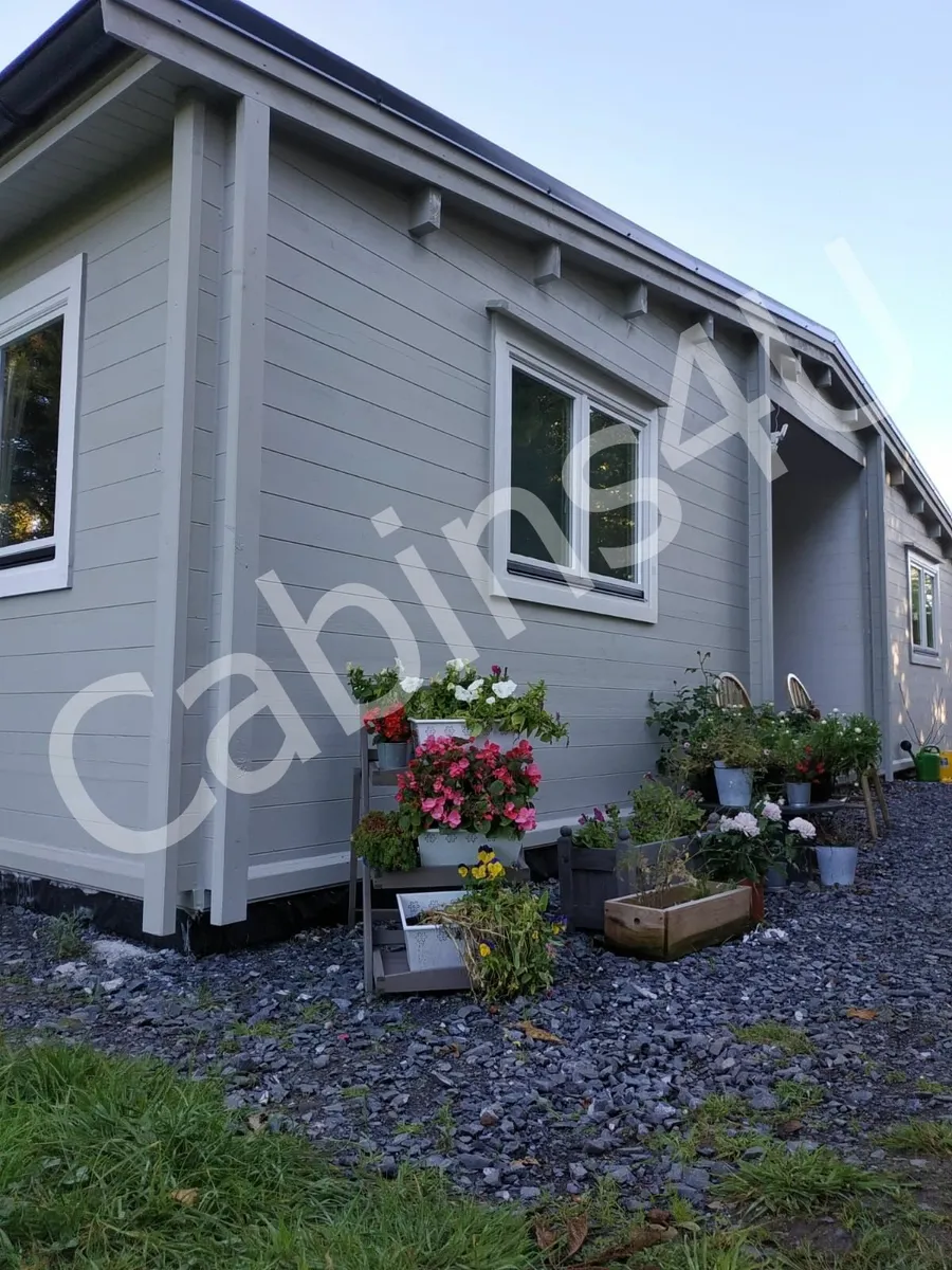 2 bedroom log cabin