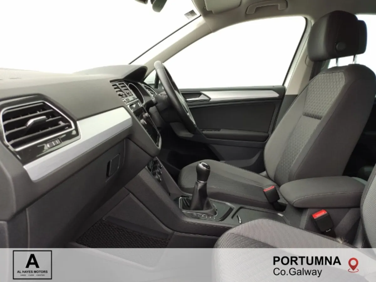 Volkswagen Tiguan Comfortline 2.0 TDI 6speed 115B - Image 4