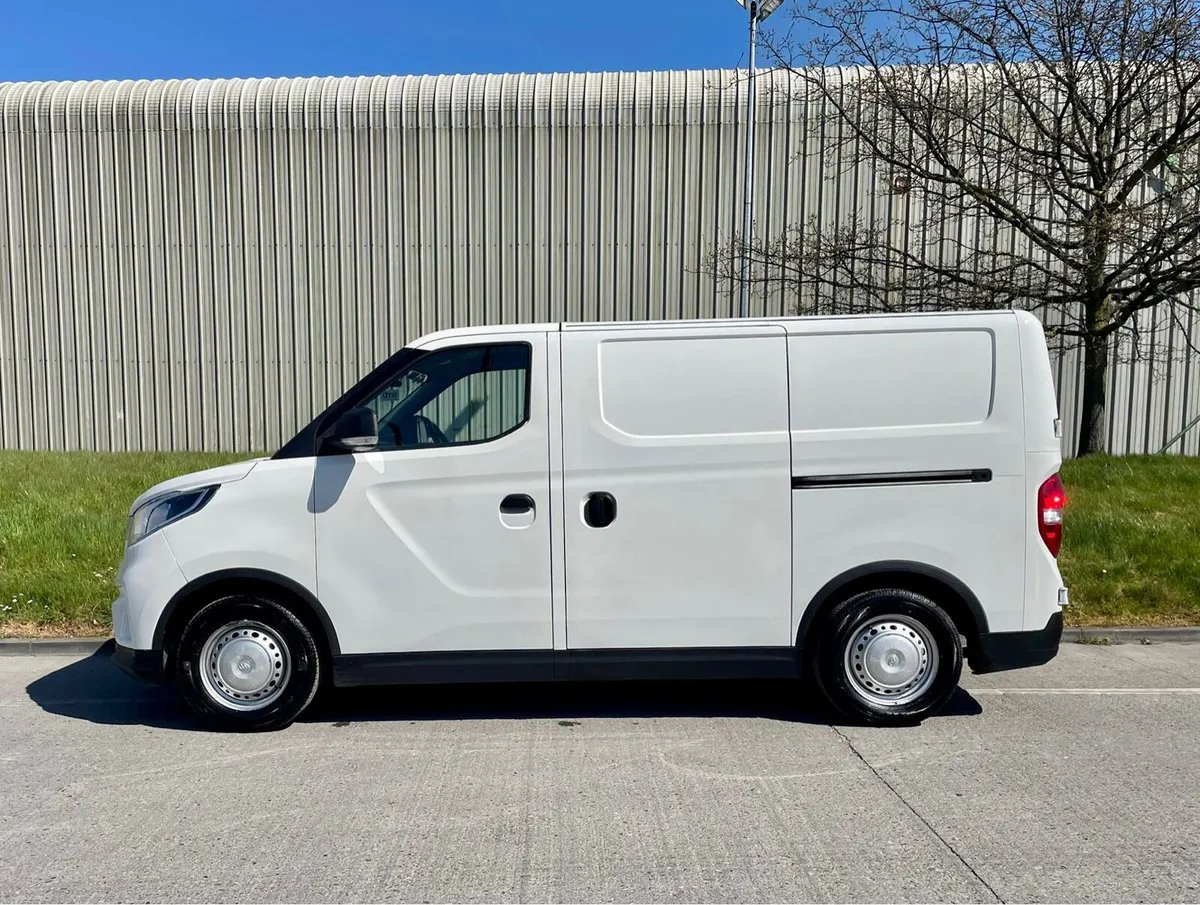 Electric Van Hire - Image 3