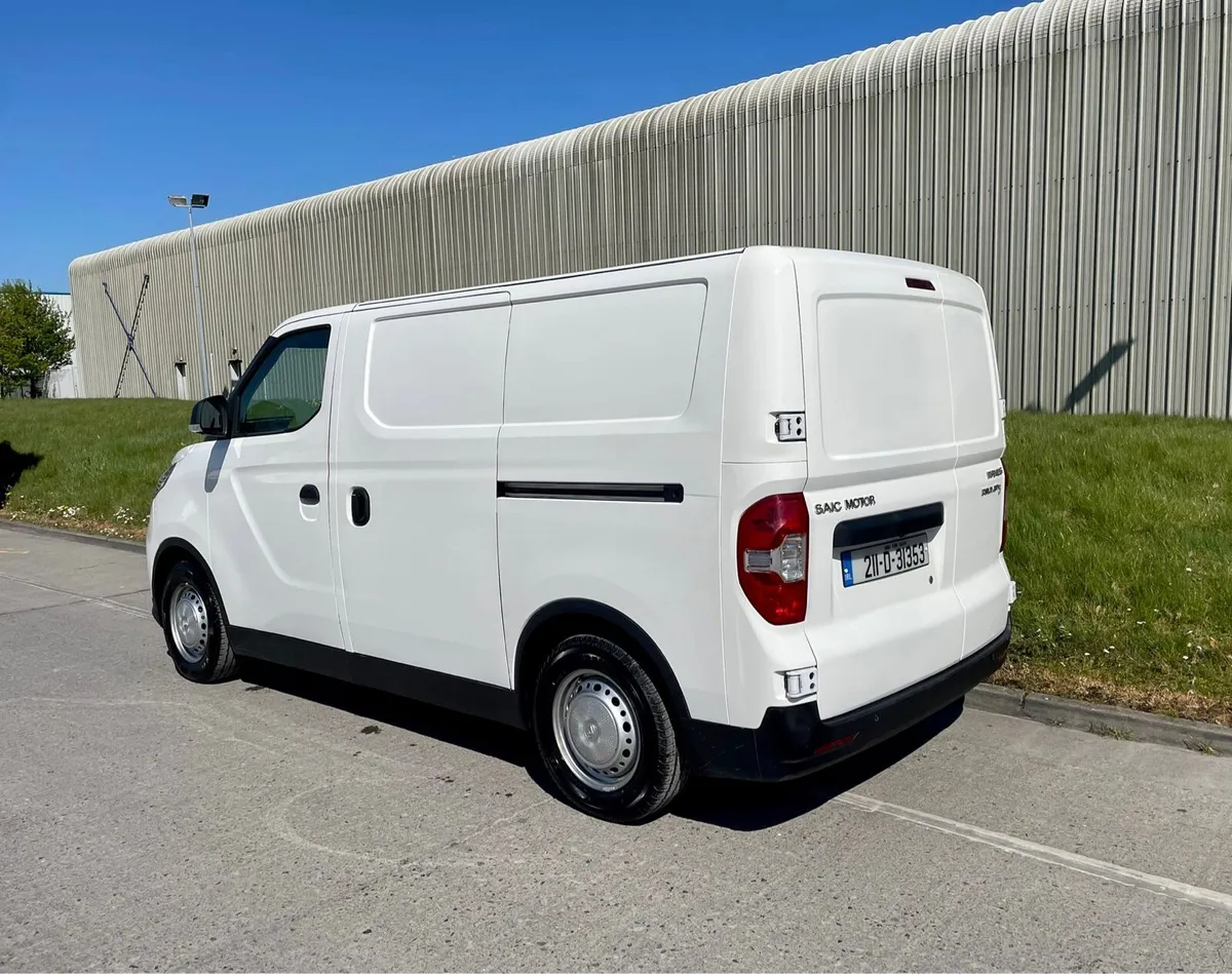 Electric Van Hire - Image 4