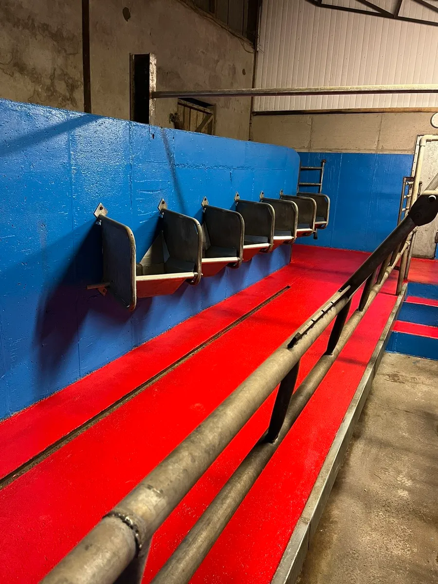 Milking Parlour Paint - Image 3