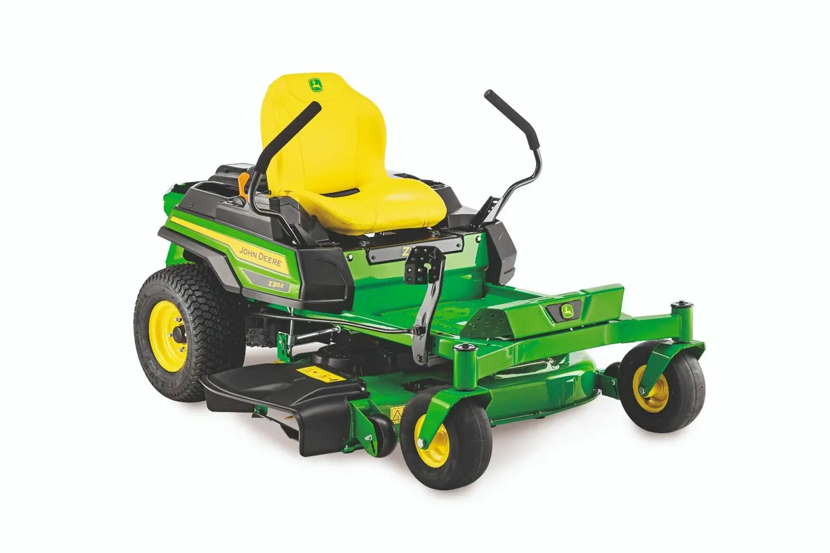 JOHN DEERE Z315E