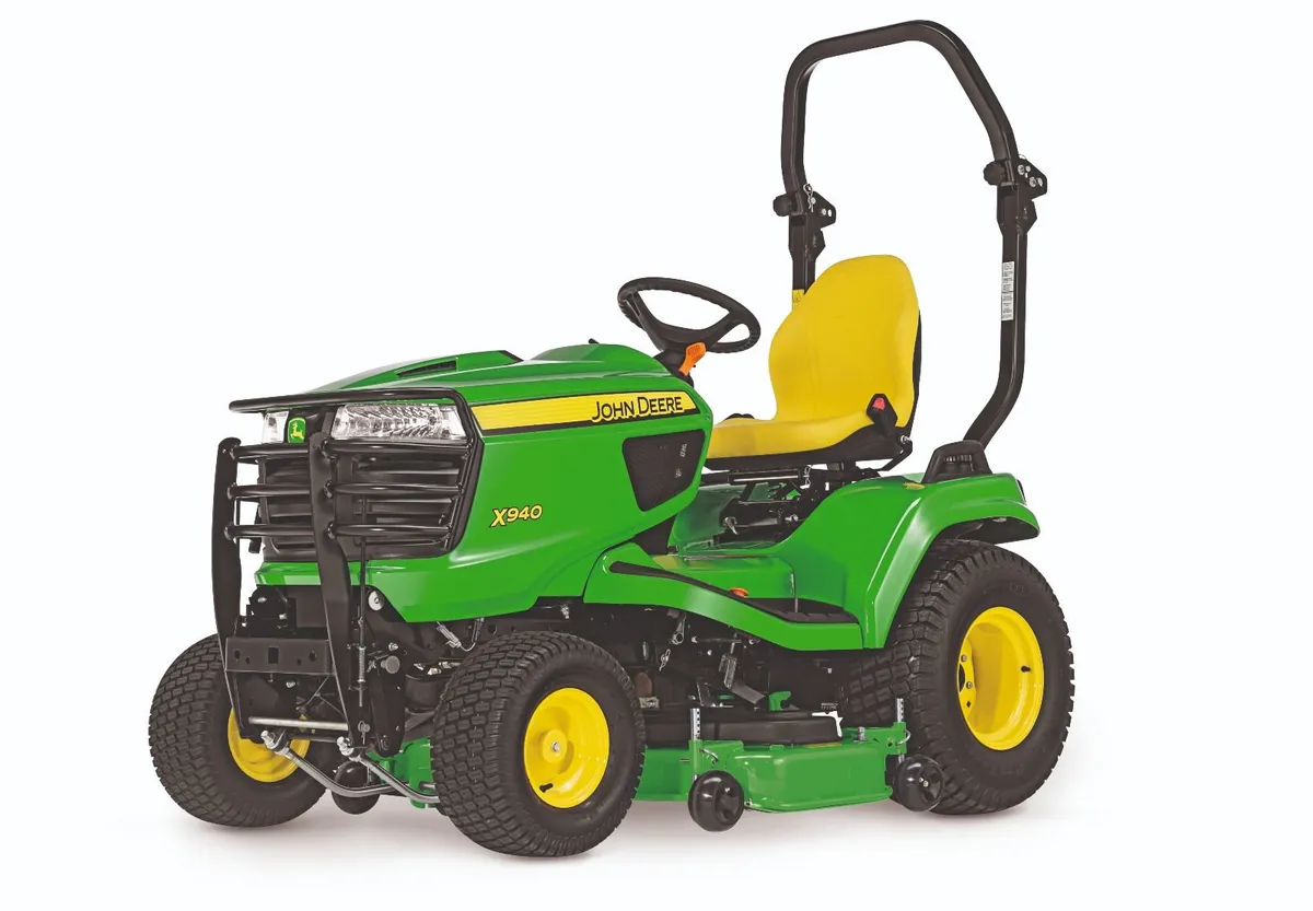 John Deere X940