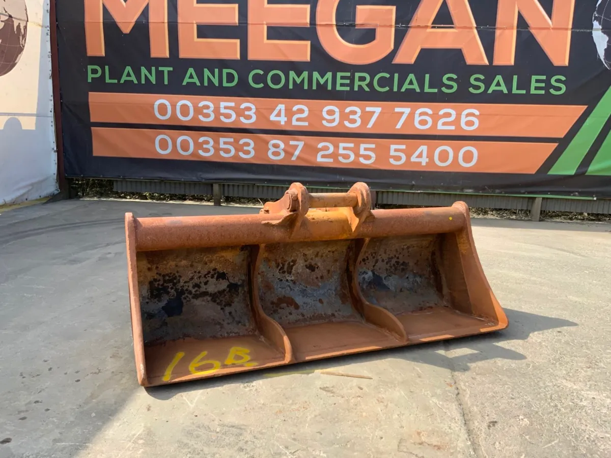 84" TIGHE GRADING BUCKET...80mm PINS......16B. - Image 1
