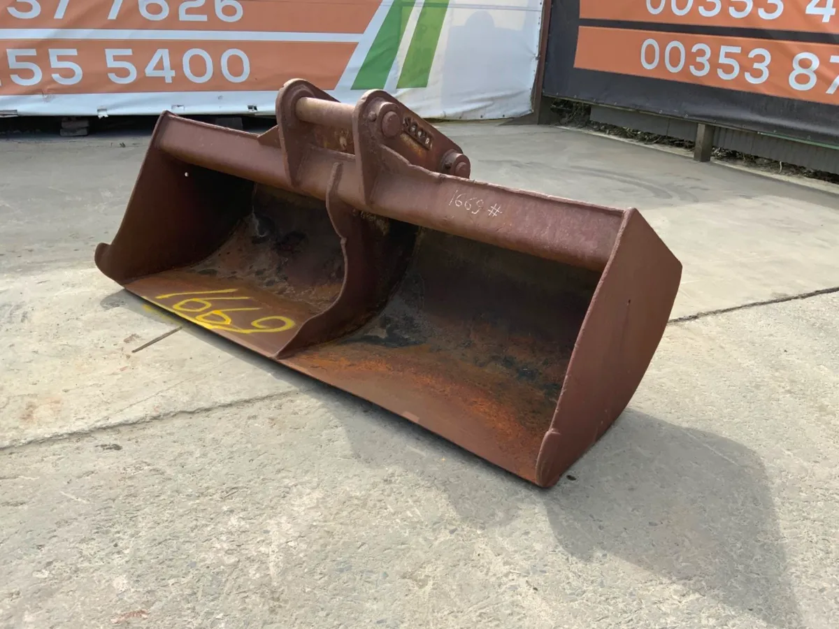 84" SCOTT GRADING BUCKET....80mm PINS....1669. - Image 1