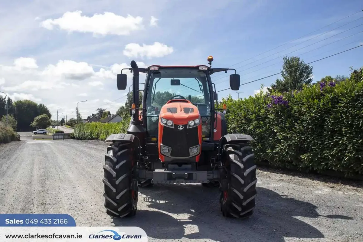 Kubota M6121 - Image 4