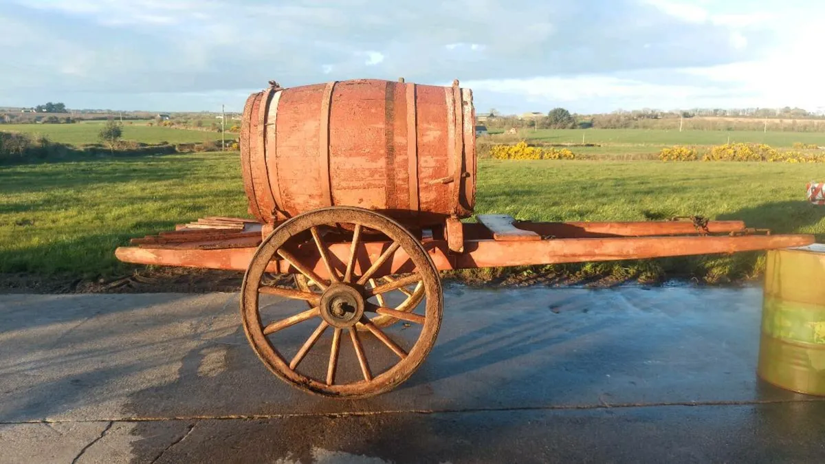 100 Gallon horse drawn manure spreader