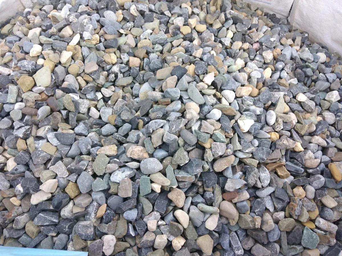 Topsoil, gravel, sand, pebble, decorative stone - Image 4