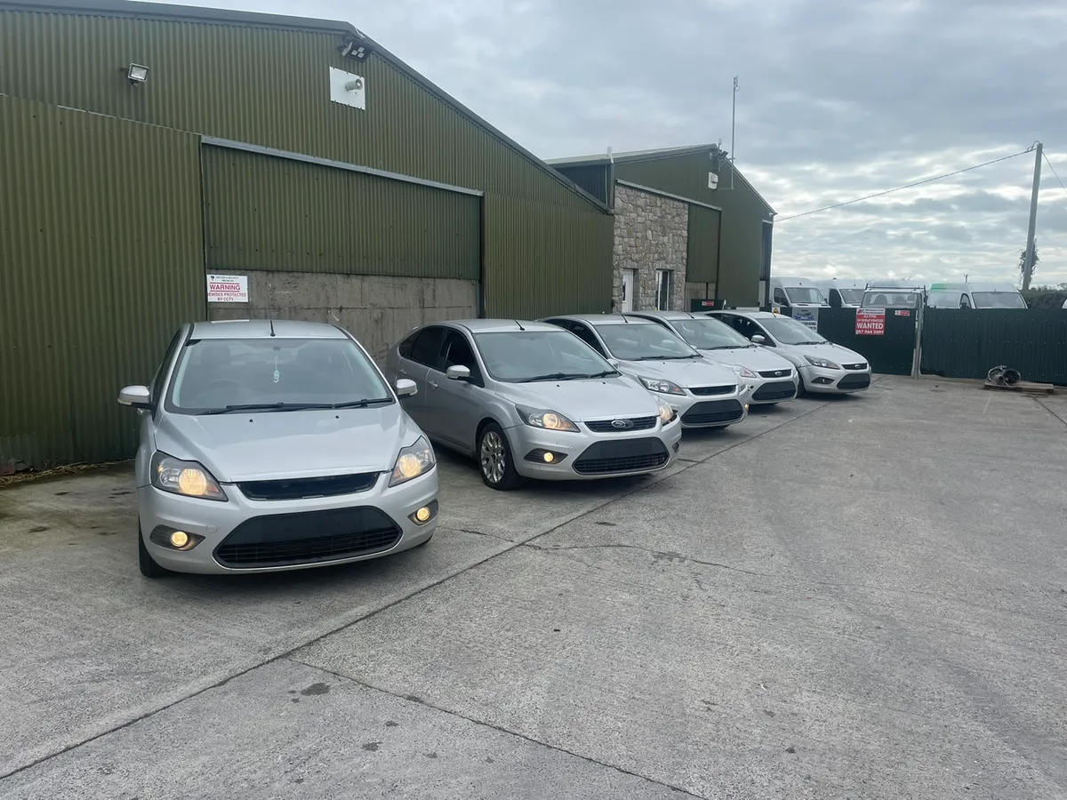 5 2011 Ford Focus 1.6 tdci for dismantling