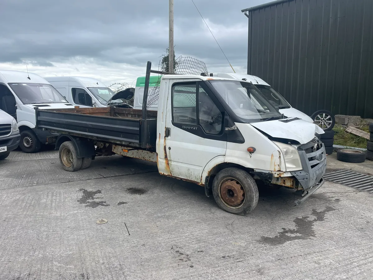 2008 Ford transit 2.4 tipper for dismantling