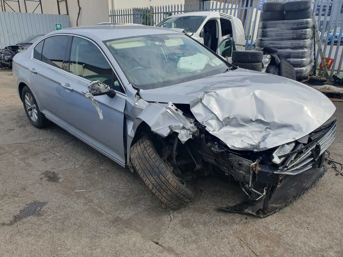 16 VOLKSWAGEN PASSAT  1.6 TDI (DCX) FOR BREAKING - Image 2
