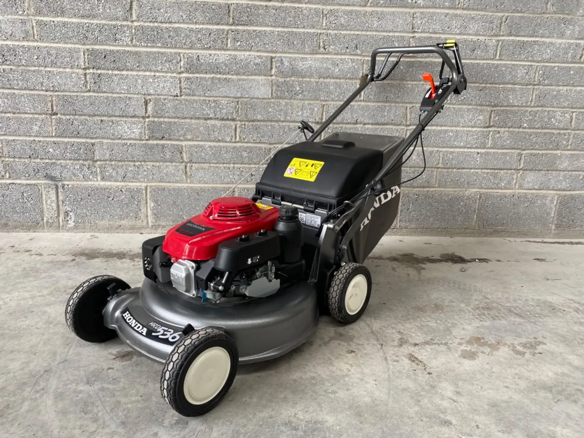 New Honda HRD536 Self Drive Lawnmower