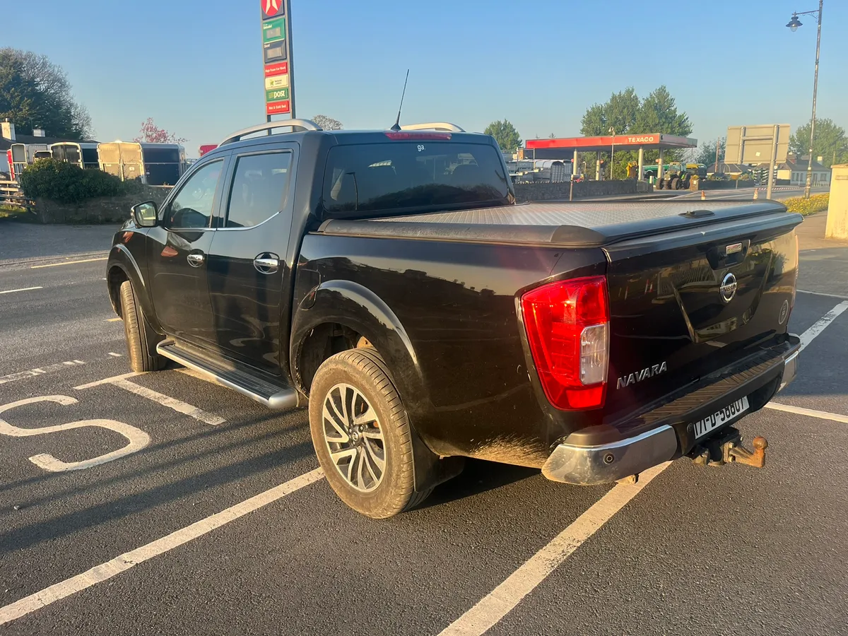 171 NISSAN NAVARA TEKNA 2.3 DCI - Image 3