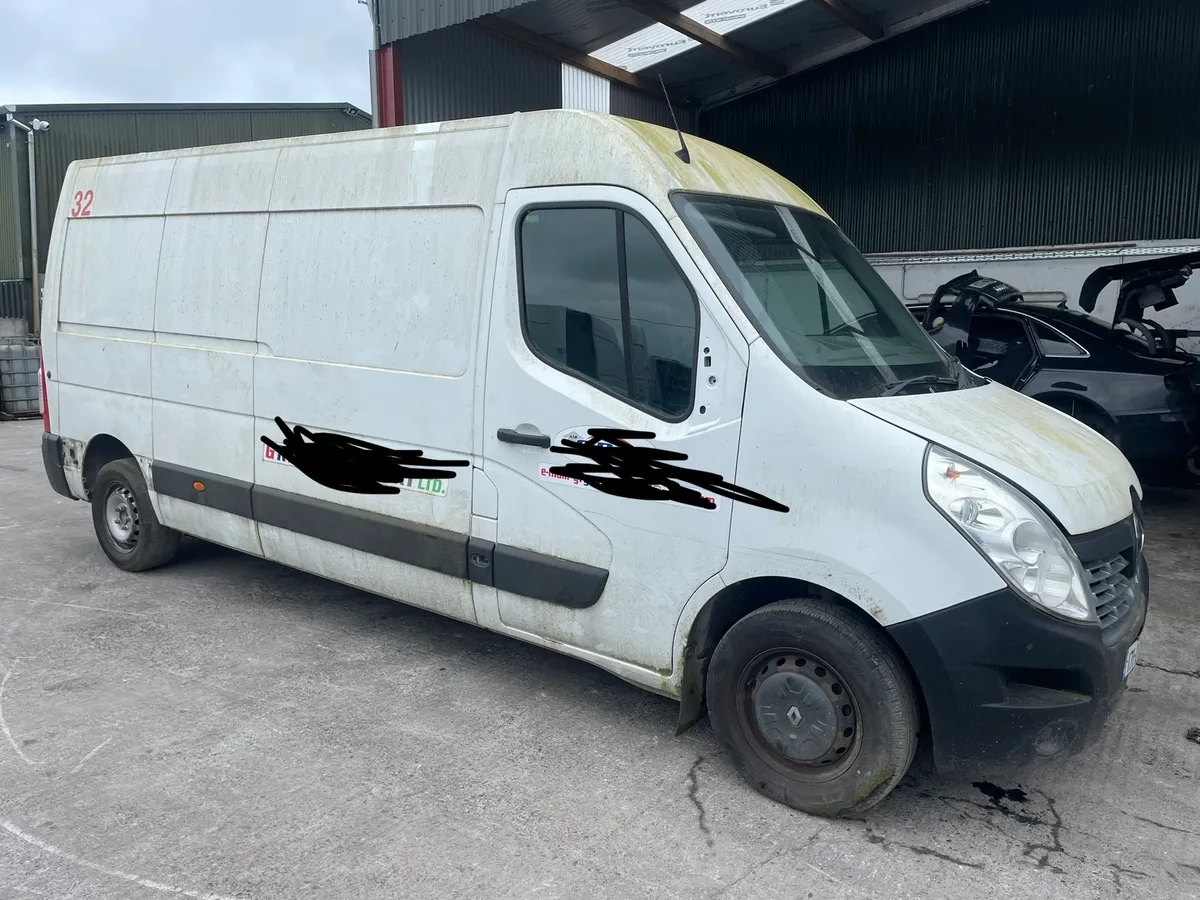 172 Renault master 2.3 fwd for dismantling