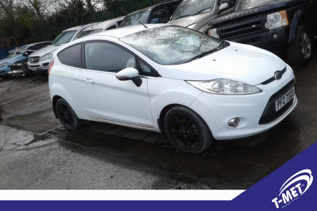 Ford Fiesta, 2012 BREAKING FOR PARTS - Image 1