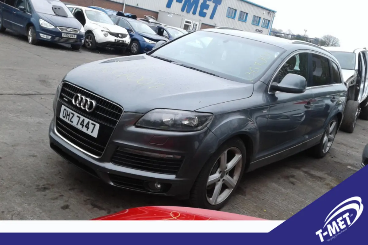 Audi Q7, 2008 BREAKING FOR PARTS - Image 1