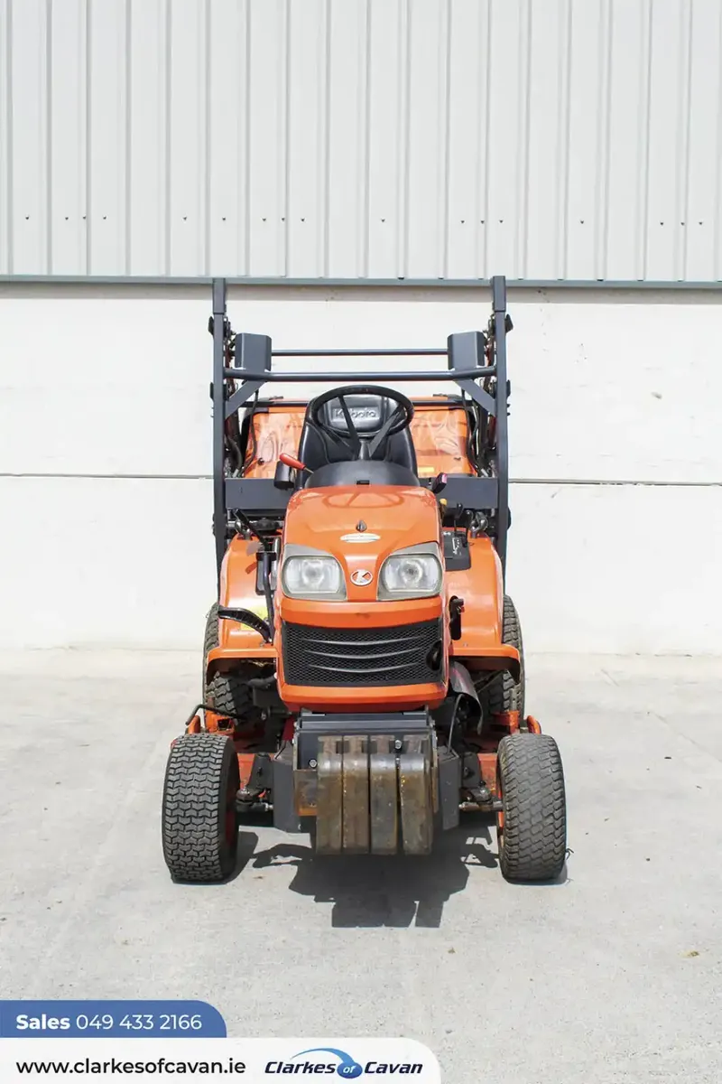 Used 2016 Kubota G23 HD Lawnmower - Image 3