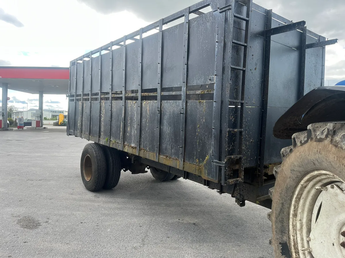 20ft cattle trailer