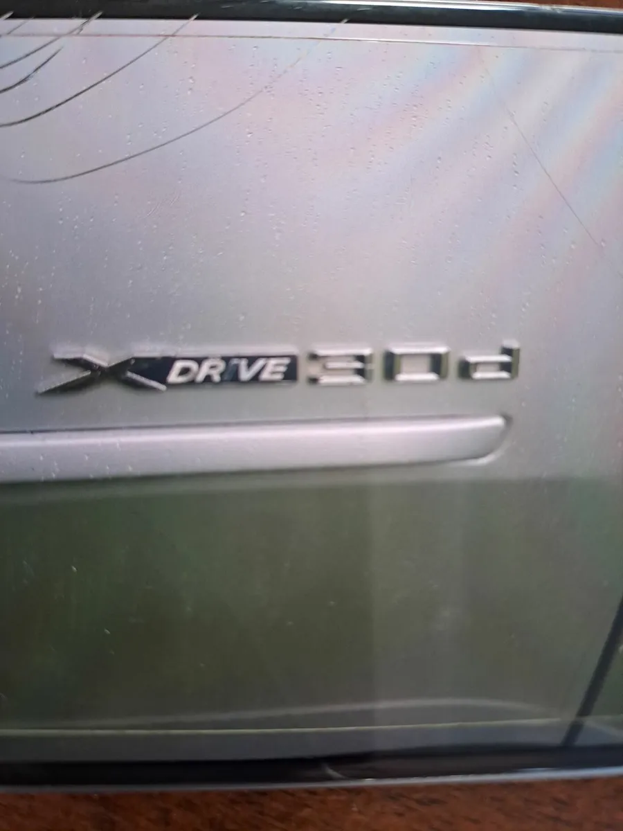 BMW X5 2010 - Image 1